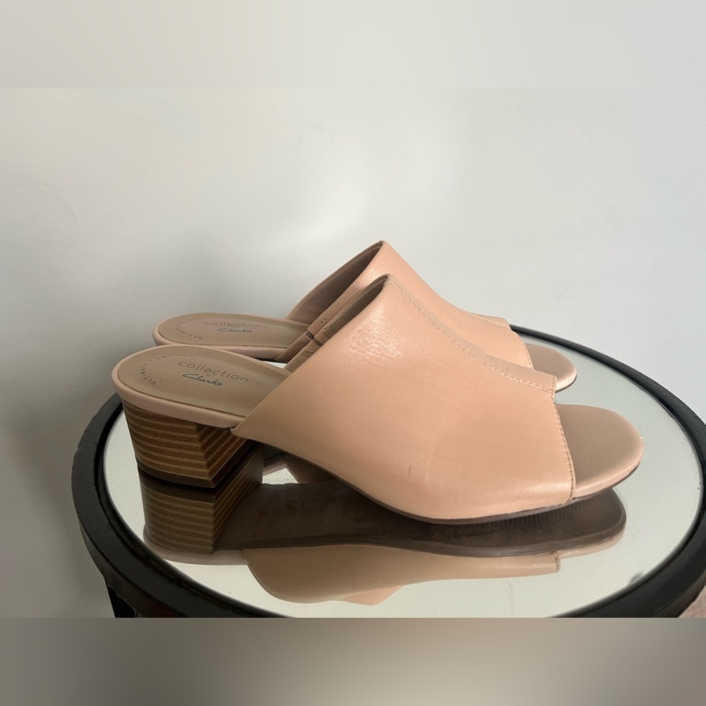 Clarkes Nude Peep Toe Mules Size 7